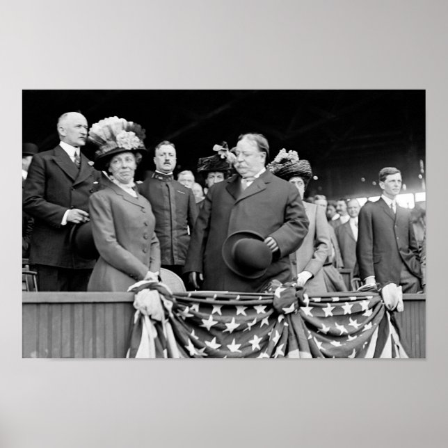 Poster President Taft and Nellie Taft At Baseball Game (Frente)