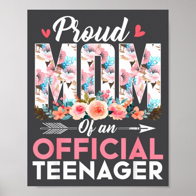 Poster Proud Mom Of Teenager 13th Birthday Gift Girls Tee (Frente)