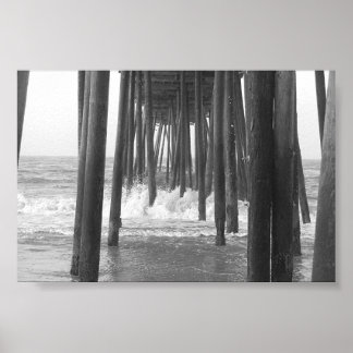 Póster Pylons do Cais