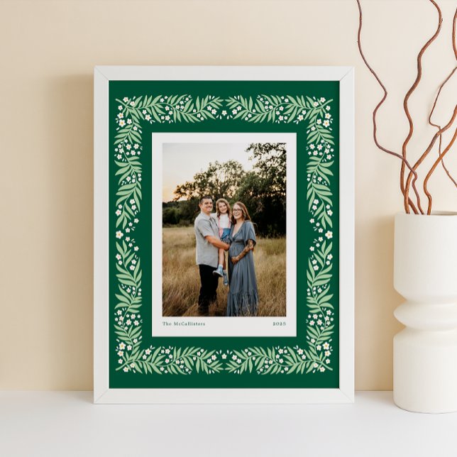 Poster Quadro Floral de Arte de Folha Verde com Texto Per (Deep green Scandinavian folk art style frame with custom photo and text caption)