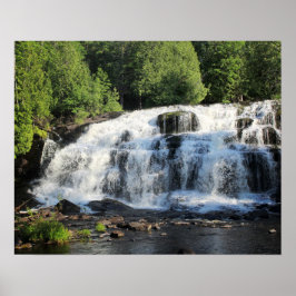 Poster Quedas d'água cercadas por árvores de cor 16x20