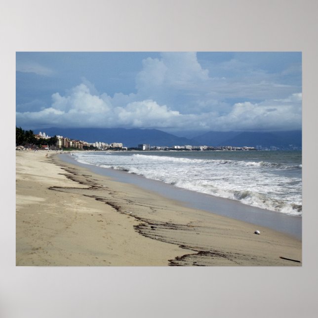 Póster Rainy Season Clouds sobre Puerto Vallarta (Frente)