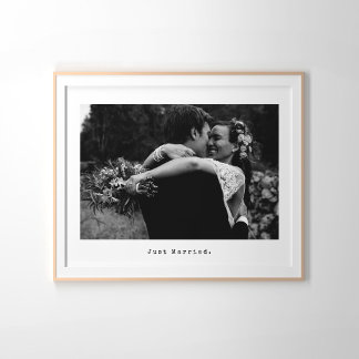 Poster Recem casados de Legenda de Foto e Máquina de Escr