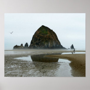 Póster Reflexão da rocha do monte de feno, praia do