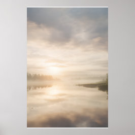Poster Reflexo Dourado do Nascer do Sol no Lago Misty