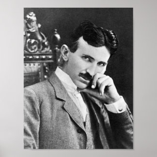 POSTER RETRATO DE NIKOLA TESLA EM PRETO E BRANCO