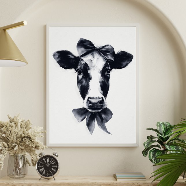 Póster Retrato de Vaca Preto e Branco Fofo com Laço de Me (Girly Bow Cute Black and White Cow Portrait Poster)