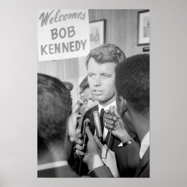 Poster RFK falando para Repórteres - Atlantic City DNC (Frente)