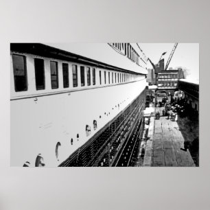 Póster RMS titânico:  Os passageiros embarcam