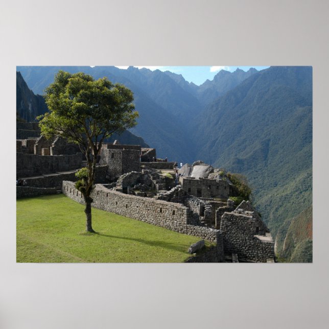 Póster Ruinous Heights (Frente)