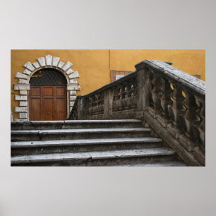 Póster Siena, Toscana, Itália - Vista em ângulo baixo de