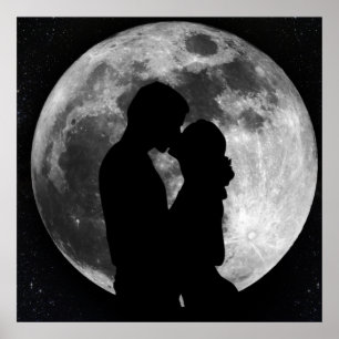 Póster Silhueta de amantes na lua de cheio à noite