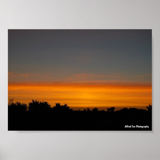 Poster Silhueta Laranja da Linha do Horizonte (Frente)