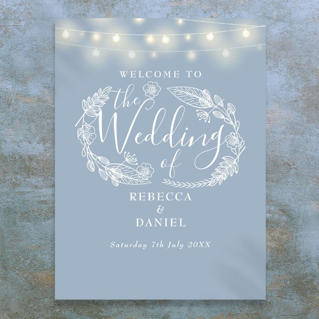 Poster Sinal de Boas-Vindas das Luzes Azuis Dusty (Dusty Blue String Lights Wedding Welcome Sign)