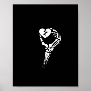 Poster Skeleton Hand Segurando Coração