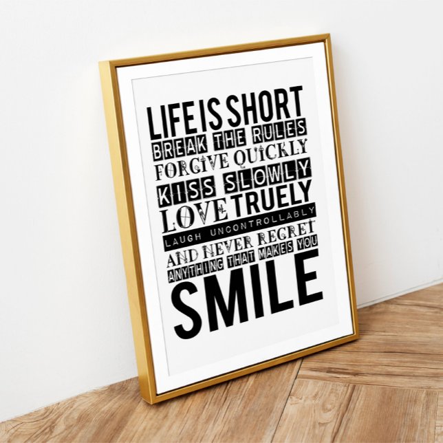 Póster Smile Quotes Typography afixar (Criador carregado)