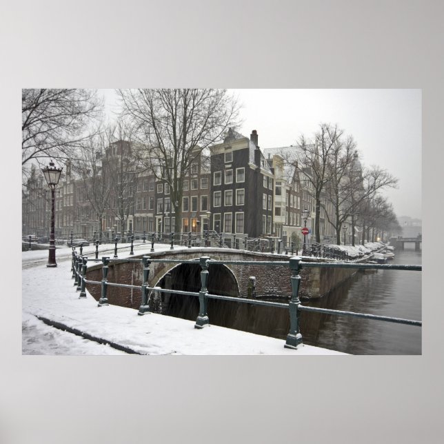 Póster Snowy Amsterdam nos Países Baixos no inverno (Frente)