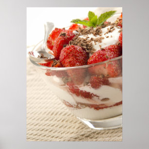 Póster Sobremesa da morango com Yogurt fresco