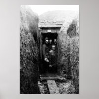 Soldados Da Primeira Guerra Mundial Em Trincheira 