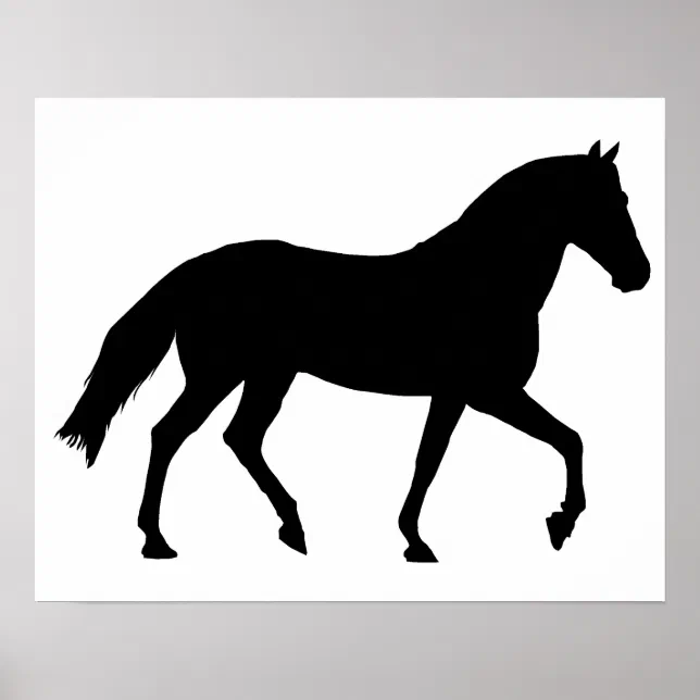 Um cavalo está em frente a uma porta com um fundo escuro e as palavras  cavalo na frente.