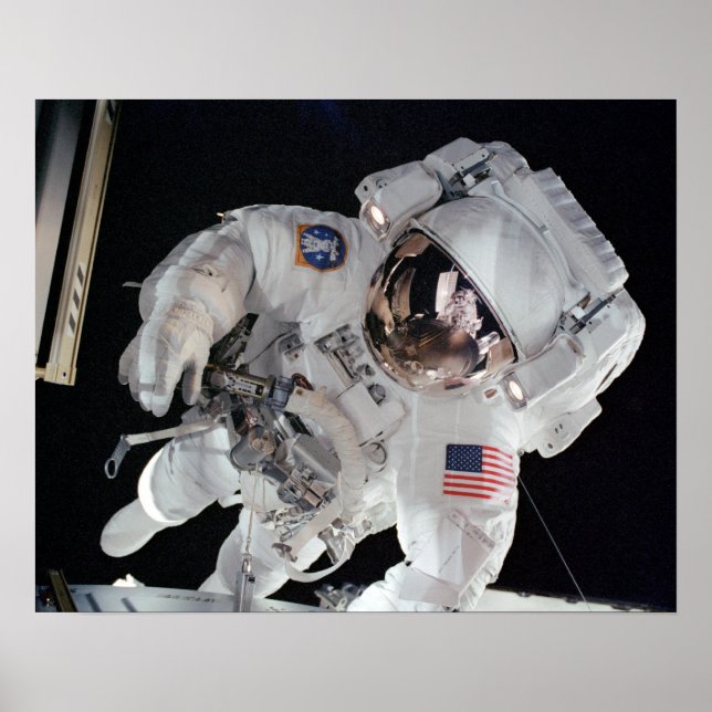 Poster Spacewalk (STS-105) (Frente)