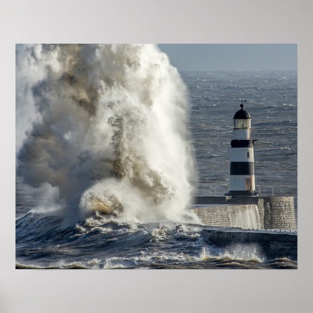 Póster Stormy Seas em Roker Poster/Impressão (Frente)
