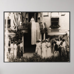 Póster Sufrfragistas celebram a 19ª alteração relativa à 