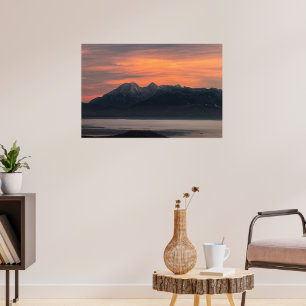 Poster Sunrise atrás das majestosas montanhas