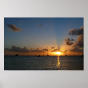 Póster Sunset com Imagem de Paisagem Tropical de Barcos d
