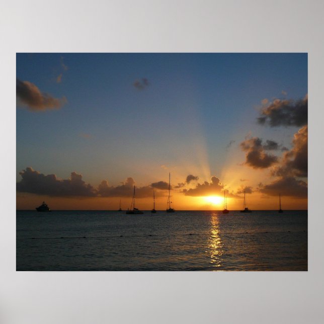 Poster Sunset com Imagem de Paisagem Tropical de Barcos d (Frente)