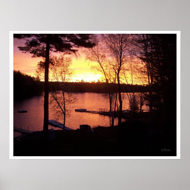 Póster Sunset Over the Lake (Frente)