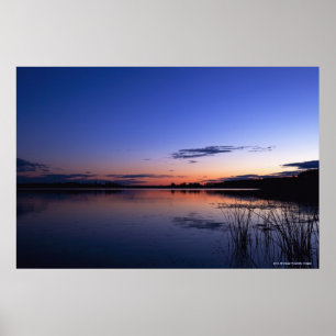 Póster Sunset Sobre Lago Wabamun Com Grama