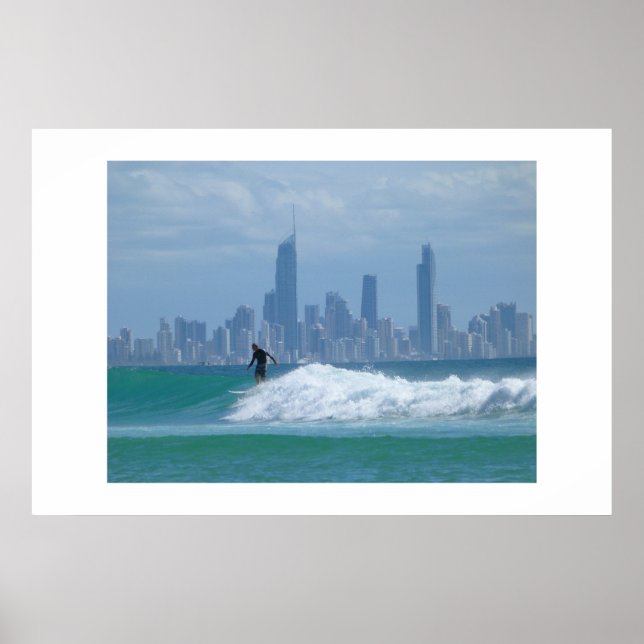 Póster Surfer em frente aos arranha-céus (Frente)