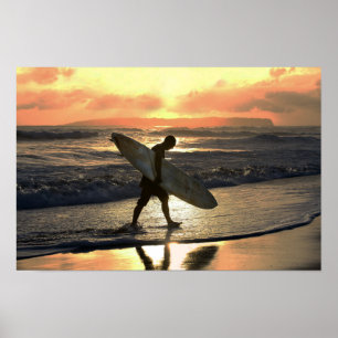 Poster Surfista Havaiano a Caminho de Casa