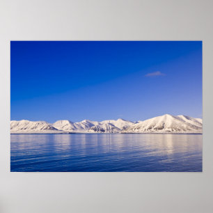 Póster Svalbard Woodfjord com cabeça de neve