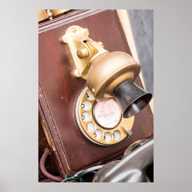 Póster Telefone Antigo no Mercado (Frente)