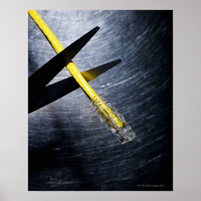 Póster Tesoura cortando cabo de conexão ethernet (Frente)