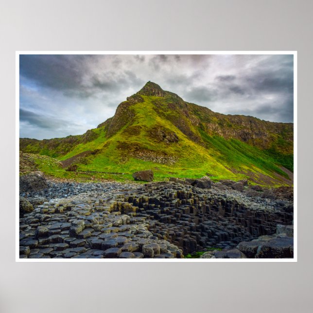 Poster The Legendary "Giant's Causeway": Nature's Ancient (Frente)