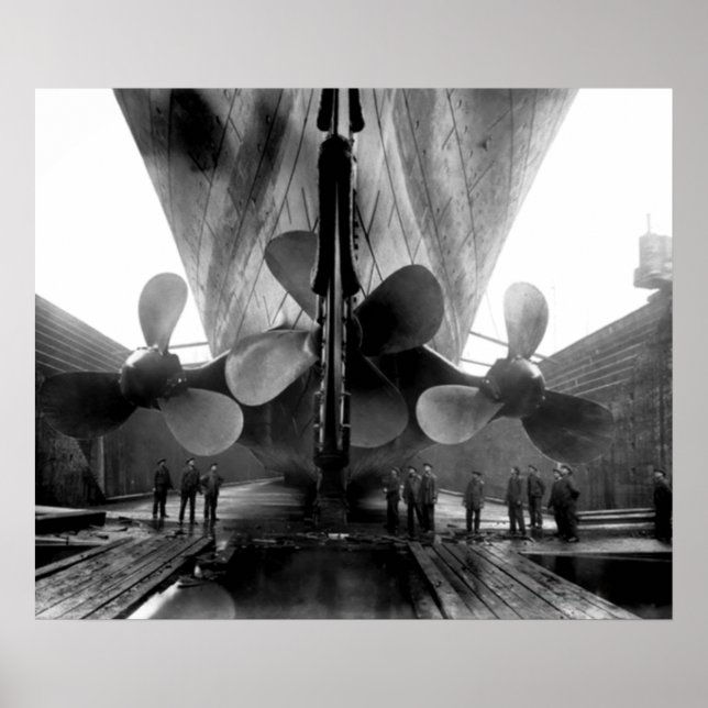 Poster Titanic em Drydock Circa 1912 (Frente)