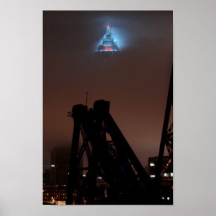 Poster Torre chave na névoa
