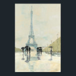 Póster Torre Eiffel | Paris Na Chuva<br><div class="desc">© Avery Tillmon / Wild Apple. Uma imagem vintage de Paris,  e pessoas andando por aí. Uma imagem da Torre Eiffel pode ser vista.</div>