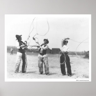 Póster Três homens estão dormindo.