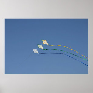 Poster Três pipas sob o céu azul pela manhã