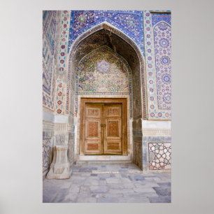 Póster Ulug'bek Madrasah: Portal do Ornamentado