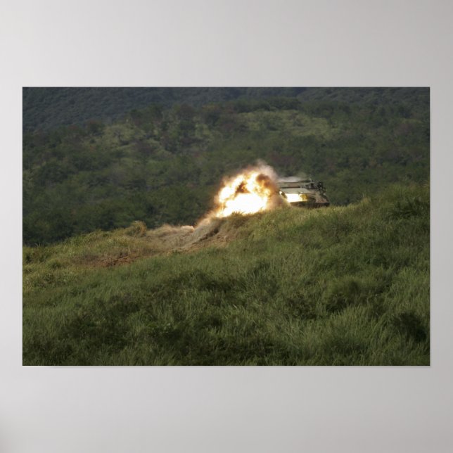 Poster Um fuzileiro marca um acerto direto (Frente)