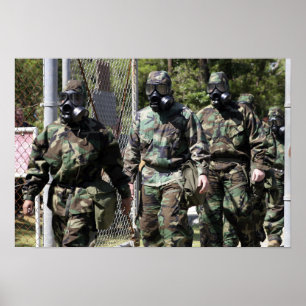 Póster Um grupo de participantes do desafio solar