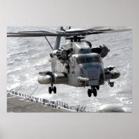 Um helicóptero CH-53E Super Stallion
