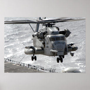 Poster Um helicóptero CH-53E Super Stallion