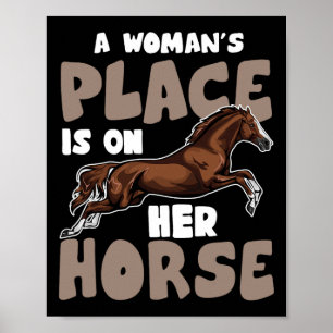 Poster Um Lugar De Mulher Está No Cavalo Dela - Equestria