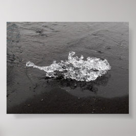 Poster Um pedaço de gelo na praia de diamantes